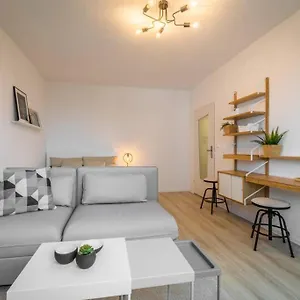 Sauber Und Modern, Netflix, Wifi, Flair, Küche Apartment