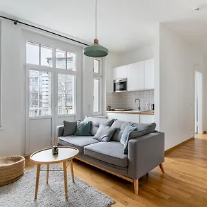 Limehome Brandenburgerstraße Apartment