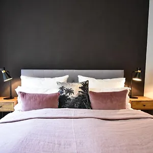 100 Qm Luxus Industrial Apartment